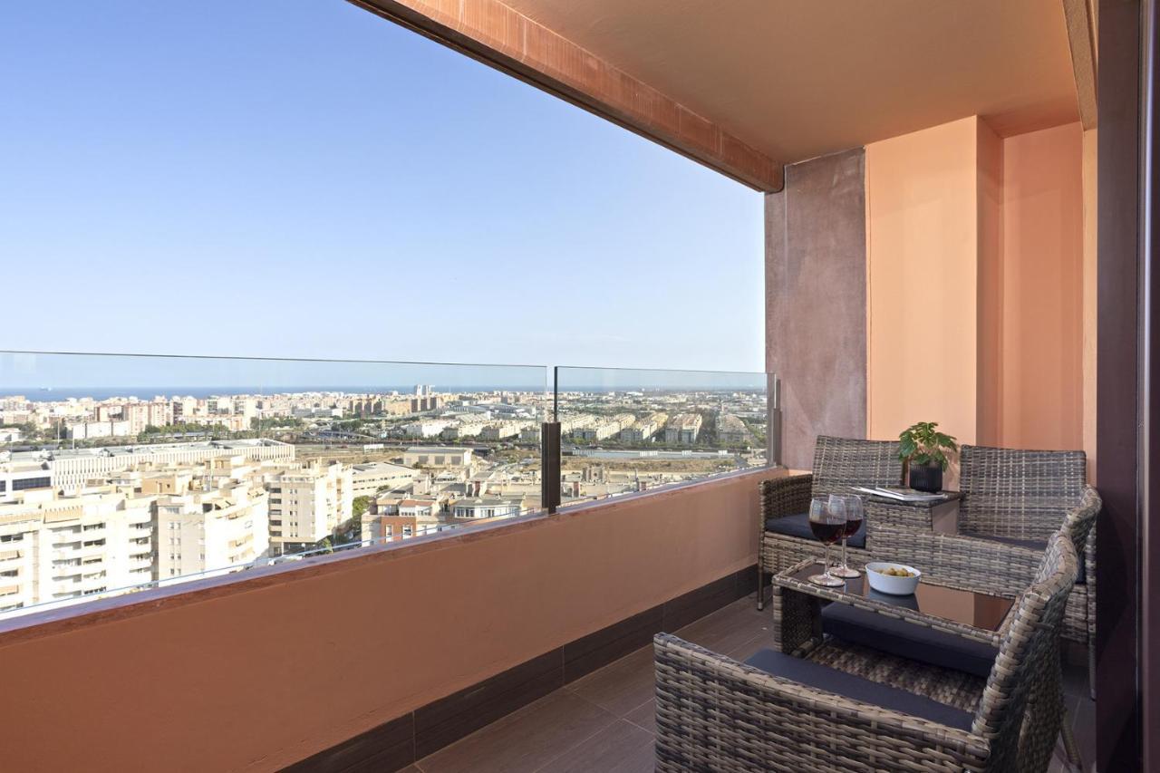 -Malagasunapts-Skygarden Teatinos Pool Playground Bagian luar foto
