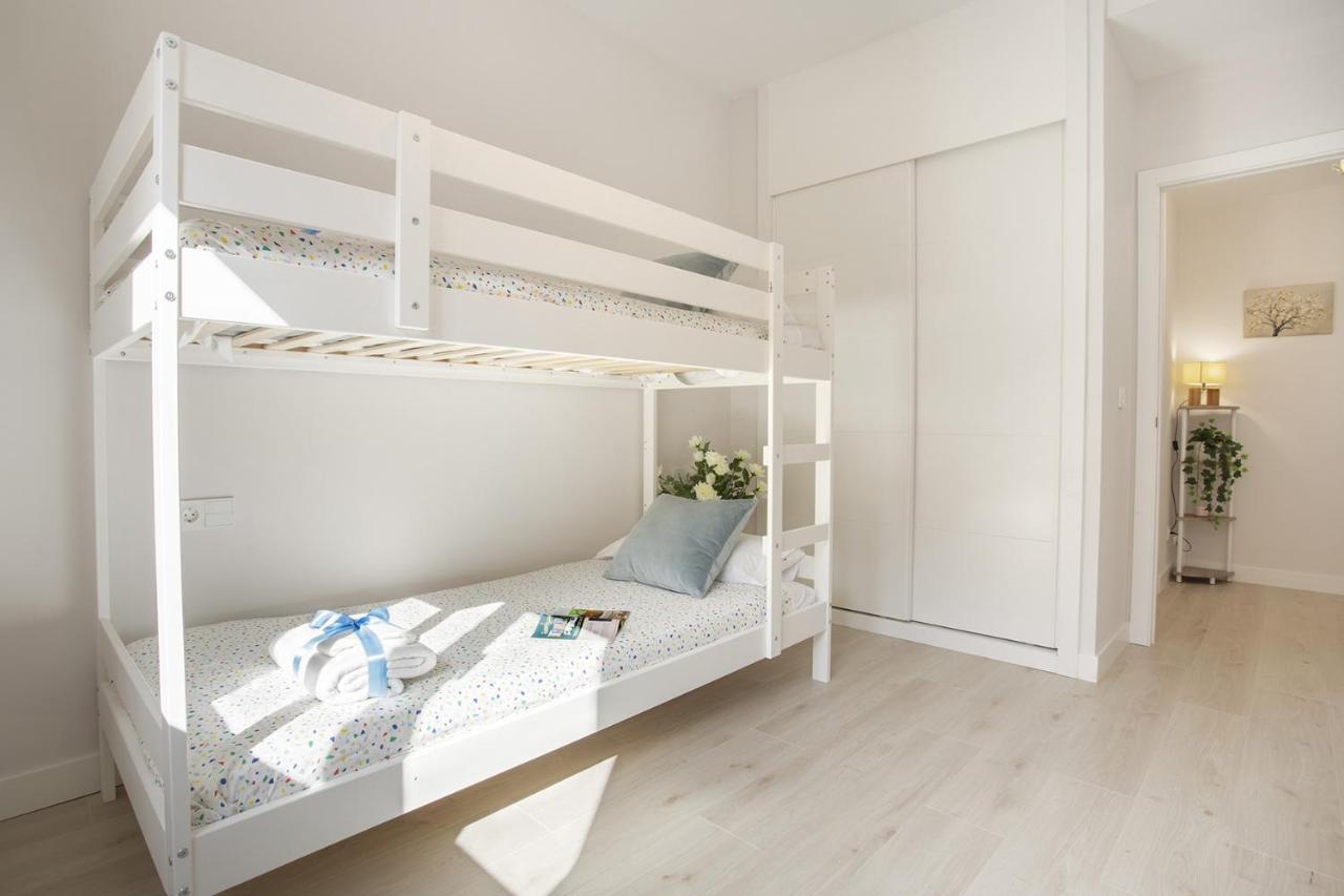-Malagasunapts-Skygarden Teatinos Pool Playground Bagian luar foto