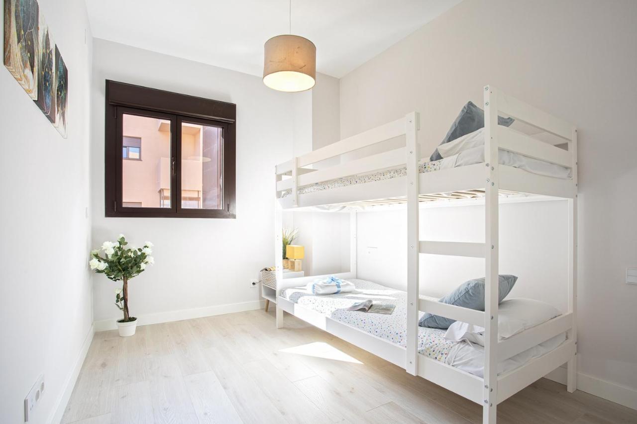 -Malagasunapts-Skygarden Teatinos Pool Playground Bagian luar foto