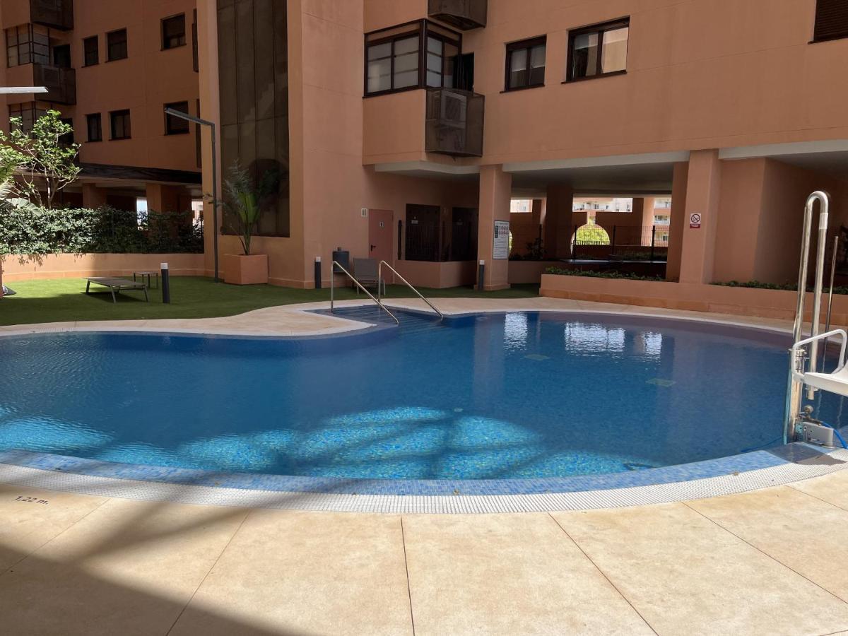 -Malagasunapts-Skygarden Teatinos Pool Playground Bagian luar foto