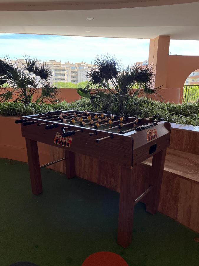 -Malagasunapts-Skygarden Teatinos Pool Playground Bagian luar foto